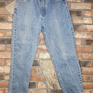 Carhartt Men's Relaxed Jean's With Rip In The Back